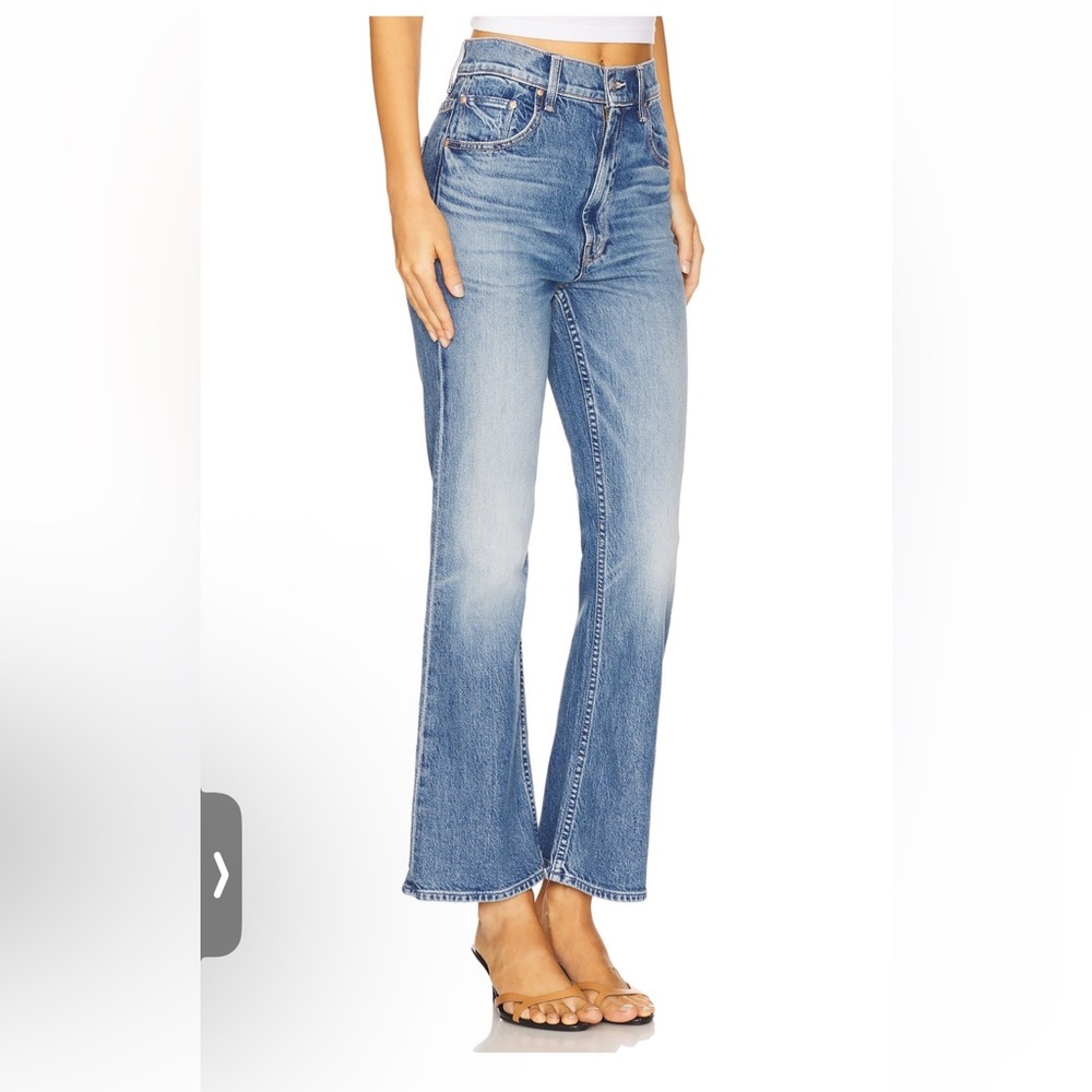 The Scooter Ankle Jeans in I'm A Winner
MOTHER - Picture 4 of 7